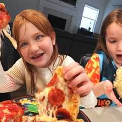 MYSTERY PARTY and PiZZA!?  Adley Niko n Navey choose Surprise Parties! playing games with mom & ..